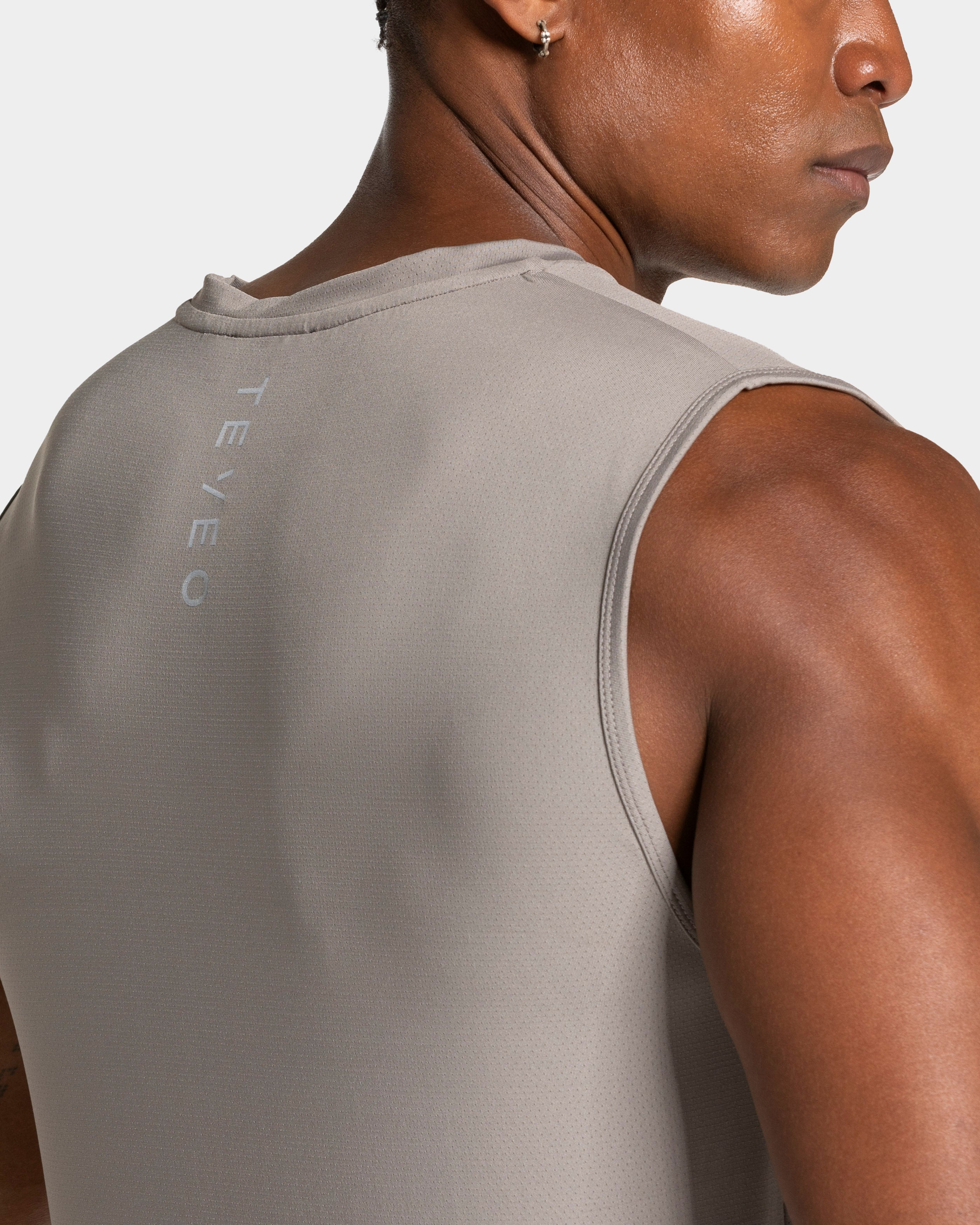 Endorphin Tanktop „Smoke“