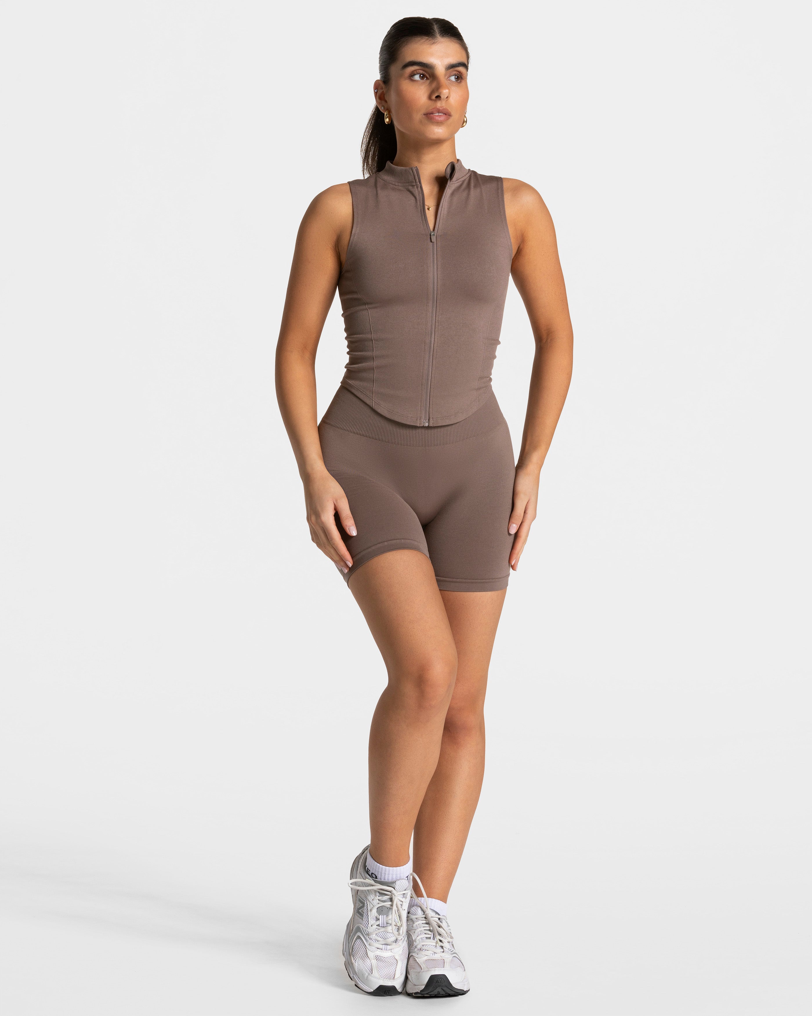 Timeless Pro Short "Mokka"